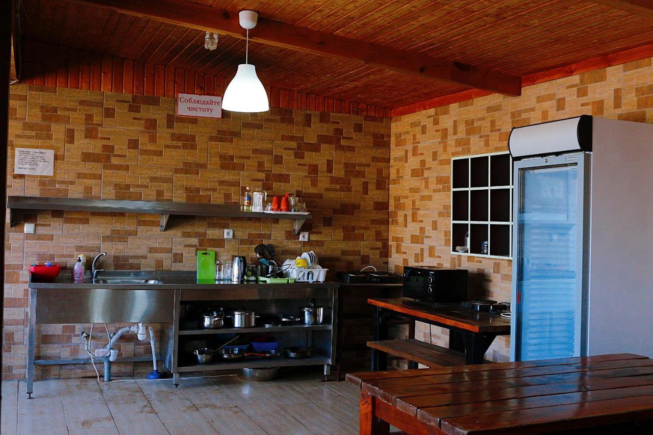 بيزوندا Guest House Alashara المظهر الخارجي الصورة
